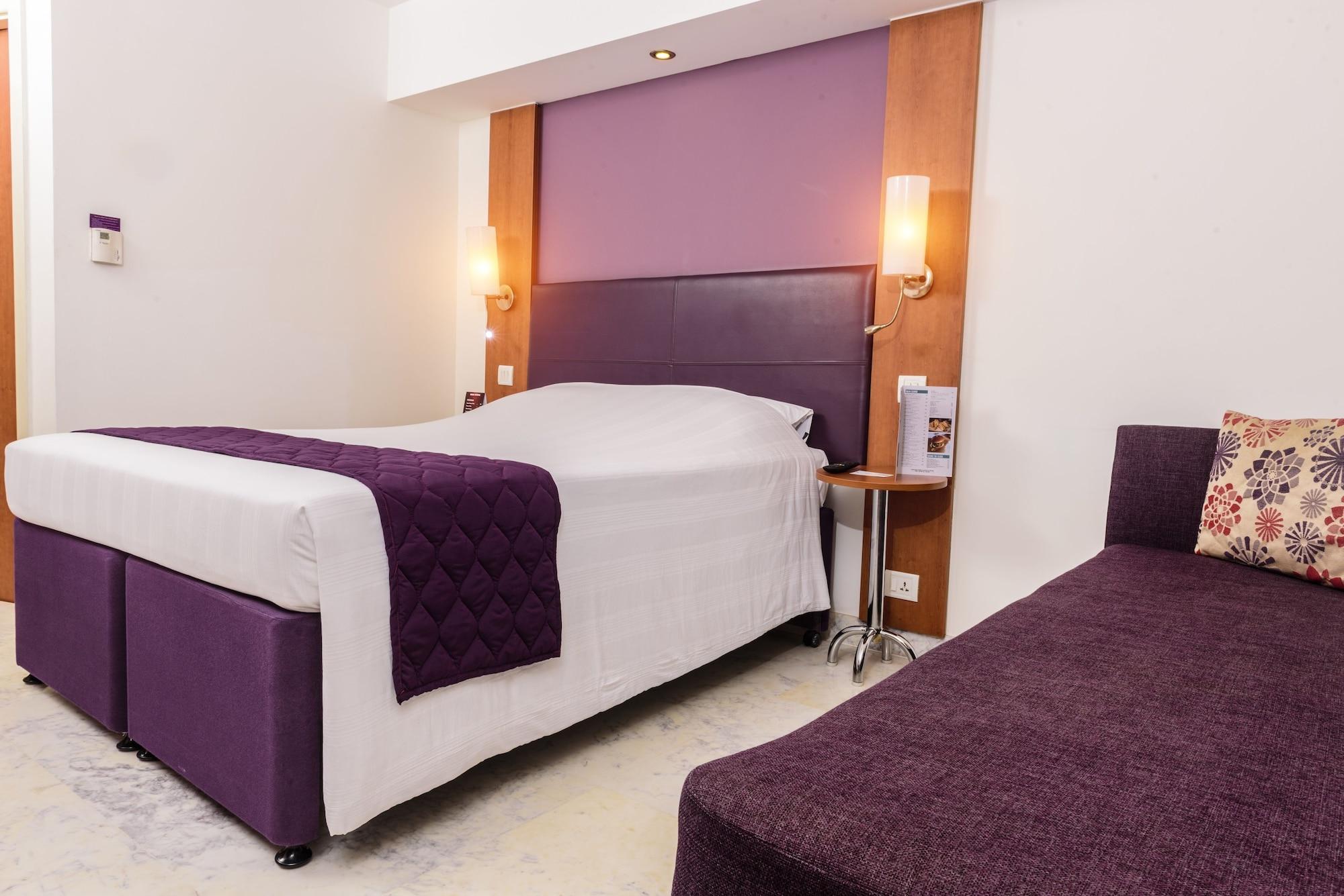 Caspia Hotel New Delhi Exterior foto