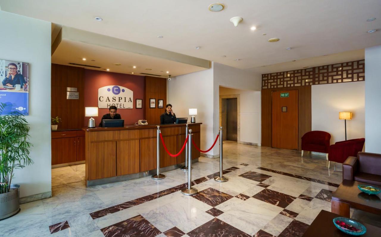Caspia Hotel New Delhi Exterior foto