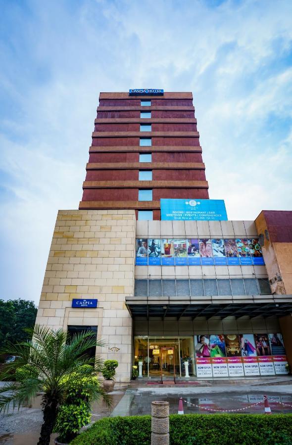 Caspia Hotel New Delhi Exterior foto