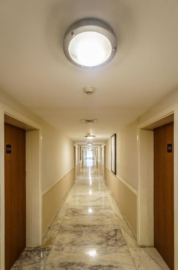Caspia Hotel New Delhi Exterior foto