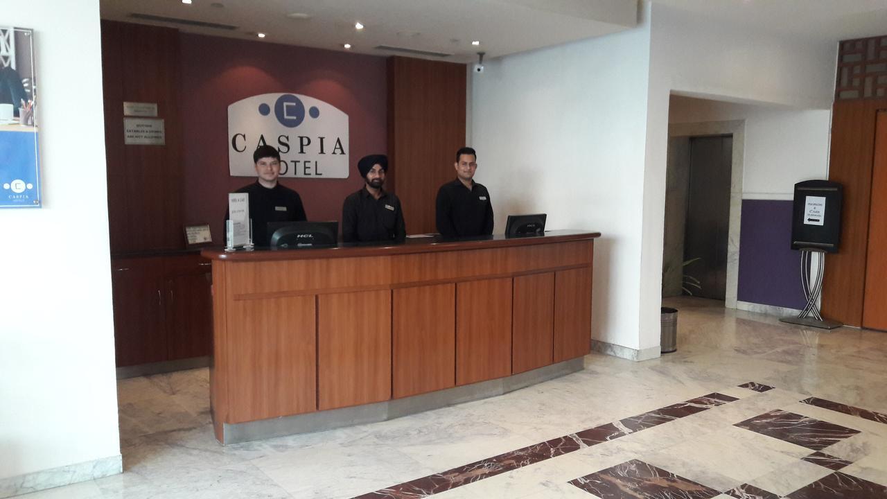 Caspia Hotel New Delhi Exterior foto
